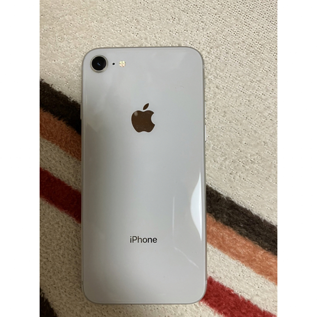 iPhone8  64G  シルバー