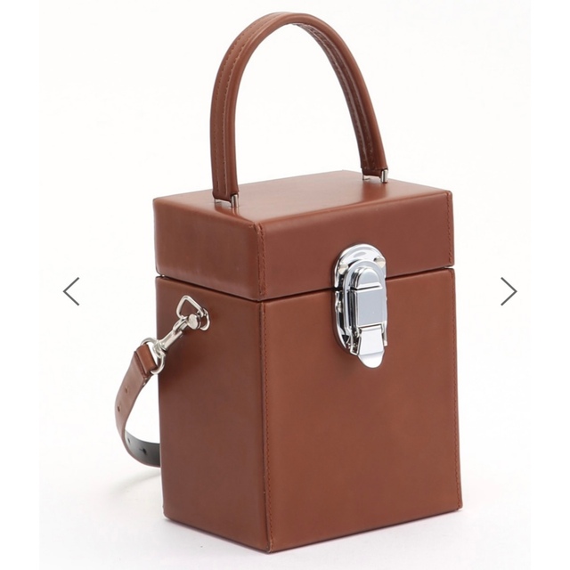TOGA(トーガ)の新品 TOGA レザーボックスバッグ ブラウン 茶色 箱型 ボックスバッグ レディースのバッグ(ハンドバッグ)の商品写真