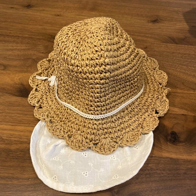 アカチャンホンポ(アカチャンホンポ)の赤ちゃん　麦わら帽子　44cm アカチャンホンポ キッズ/ベビー/マタニティのこども用ファッション小物(帽子)の商品写真
