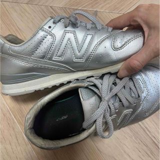 ニューバランス(New Balance)のニューバランス　スニーカー　996 シルバー　38(スニーカー)