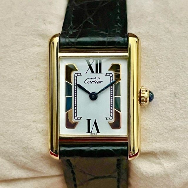 喜ばれる誕生日プレゼント T153 - Cartier カルティエ クォーツ 3ゴールド文字盤 マストタンクSM ヴェルメイユ 腕時計