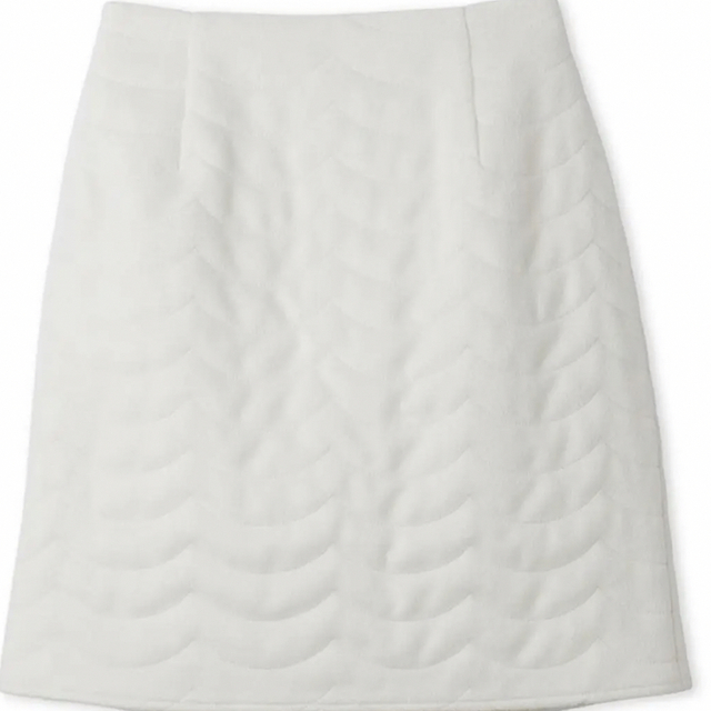 CELFORD(セルフォード)の美品　セルフォード　台形　キルティング　スカート　白　ホワイト レディースのスカート(ミニスカート)の商品写真
