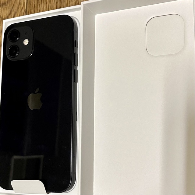 新品 iPhone12 64GB BLACK MGHN3J/A フィルムケース付