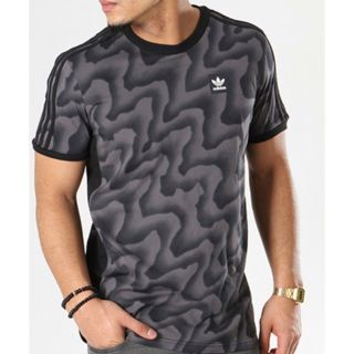 アディダス(adidas)のadidas Originals 半袖シャツ　メンズ　トレーニング　カジュアル(Tシャツ/カットソー(半袖/袖なし))