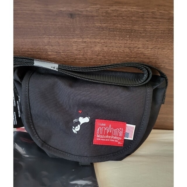 Manhattan Portage(マンハッタンポーテージ)の♥️オンライン限定♥️マンハッタンポーテージ　スヌーピー　peanuts レディースのバッグ(ショルダーバッグ)の商品写真