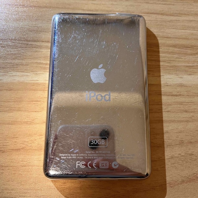 iPod classic 30GB A1136 1