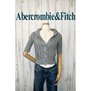 アバクロンビーアンドフィッチ(Abercrombie&Fitch)のアバクロ　ニットパーカー(パーカー)