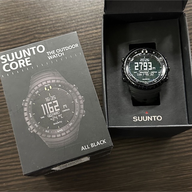 最安値挑戦！ SUUNTO - SUUNTO スント 未使用 ブラック コア CORE ...