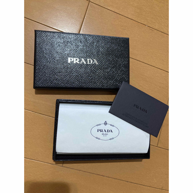 PRADA(プラダ)のイタリア　フィレンツェ購入　プラダ　キーケース レディースのファッション小物(キーケース)の商品写真