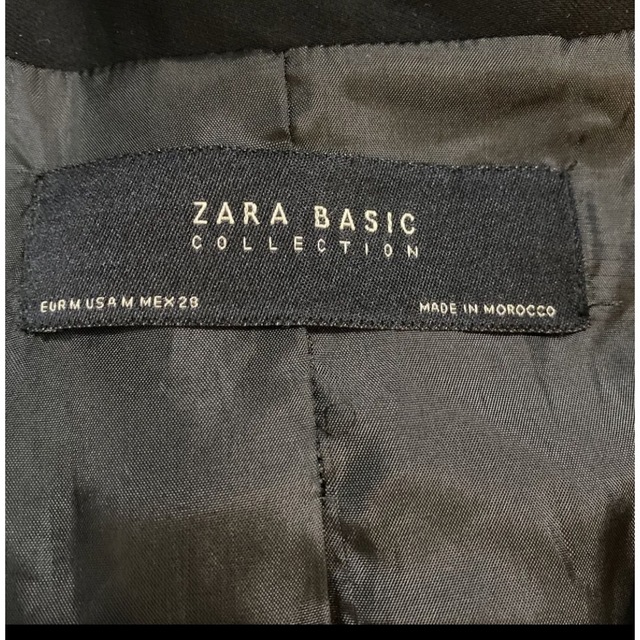 ZARA(ザラ)の訳ありZARA ノーカラージャンバー　ジップアップ　ブラック　綺麗め　無地　M レディースのジャケット/アウター(ブルゾン)の商品写真