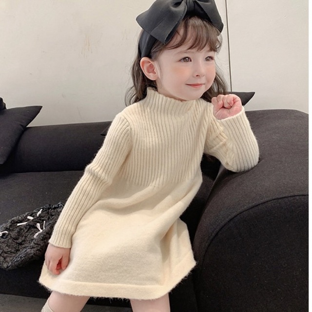 【ラスト1点！SALE！】ハイネック ニットワンピース ホワイト キッズ/ベビー/マタニティのキッズ服女の子用(90cm~)(ワンピース)の商品写真