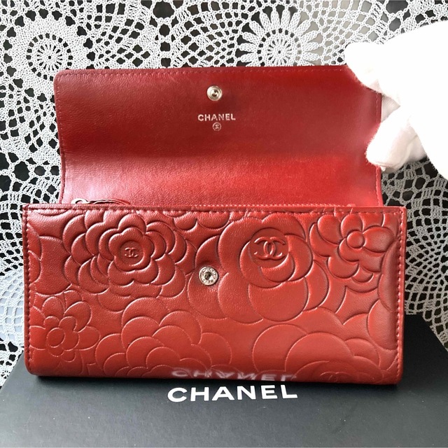CHANEL(シャネル)の専用 シャネル 長財布 カメリア ラムスキン レッド フラップ レディースのファッション小物(財布)の商品写真