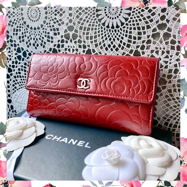 CHANEL(シャネル)の専用 シャネル 長財布 カメリア ラムスキン レッド フラップ レディースのファッション小物(財布)の商品写真