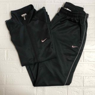 ナイキ(NIKE)のNIKE ナイキ　ジャージ　上下セット　レディース(ウェア)