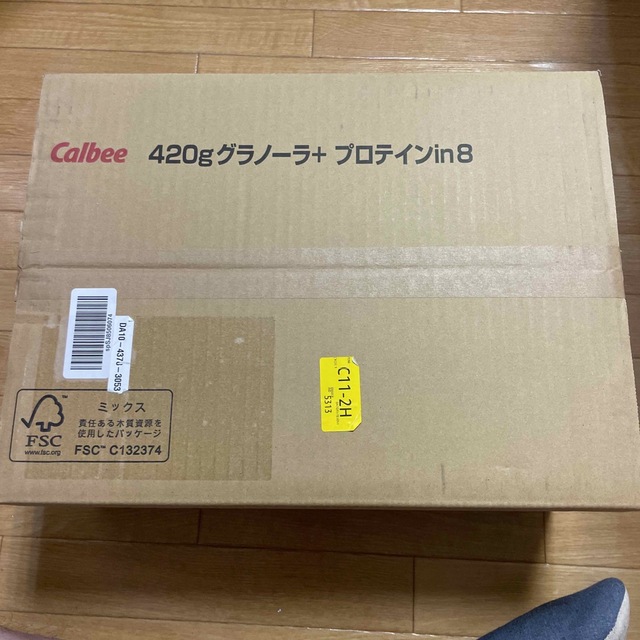 カルビー(カルビー)のCalbee 420gグラノーラ＋プロテインin 食品/飲料/酒の健康食品(プロテイン)の商品写真