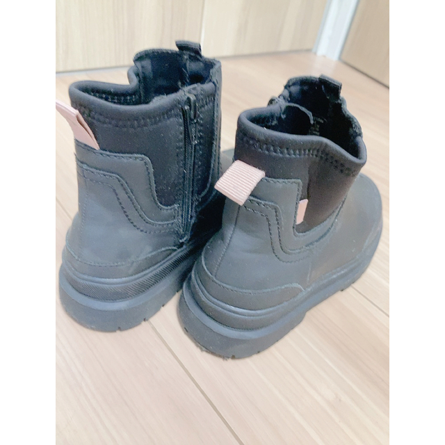 ZARA KIDS(ザラキッズ)のZARA キッズ　ブーツ キッズ/ベビー/マタニティのキッズ靴/シューズ(15cm~)(ブーツ)の商品写真