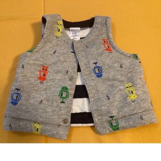 ベビーギャップ(babyGAP)のBabyGAP　ベスト　0-3ヶ月サイズ(その他)