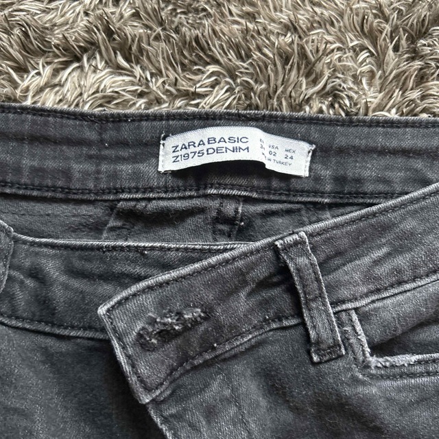 ZARA(ザラ)のZARA レディースのパンツ(デニム/ジーンズ)の商品写真