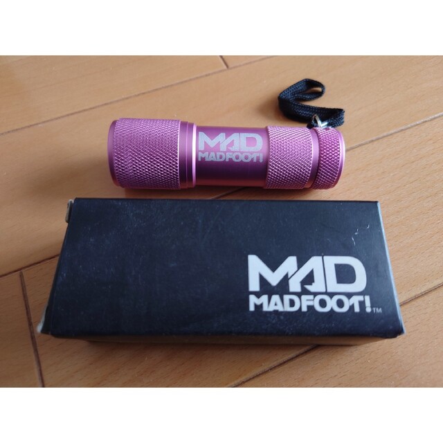 MADFOOT!(マッドフット)のMADFOOT!/マッドフット LEDハンディライト 今井タカシ スポーツ/アウトドアのアウトドア(ライト/ランタン)の商品写真