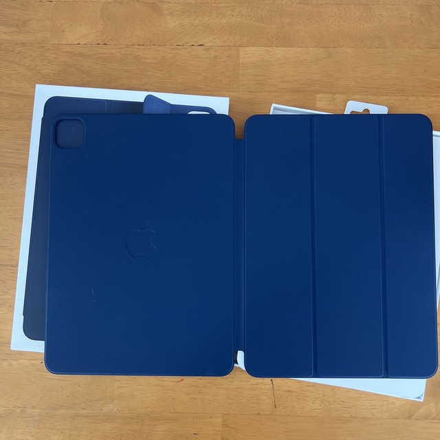 Apple(アップル)の純正 iPad Pro 11 Smart Folioネイビー スマホ/家電/カメラのスマホアクセサリー(iPadケース)の商品写真