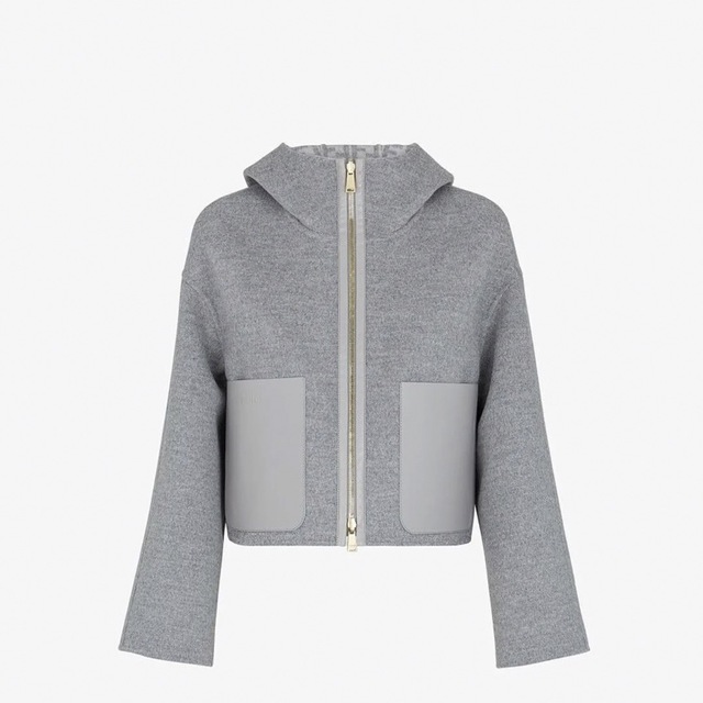 FENDI - FENDI ショートコートの通販 by すずあみ's shop FENDI - FENDI ショートコートの通販 by すずあみ's shop