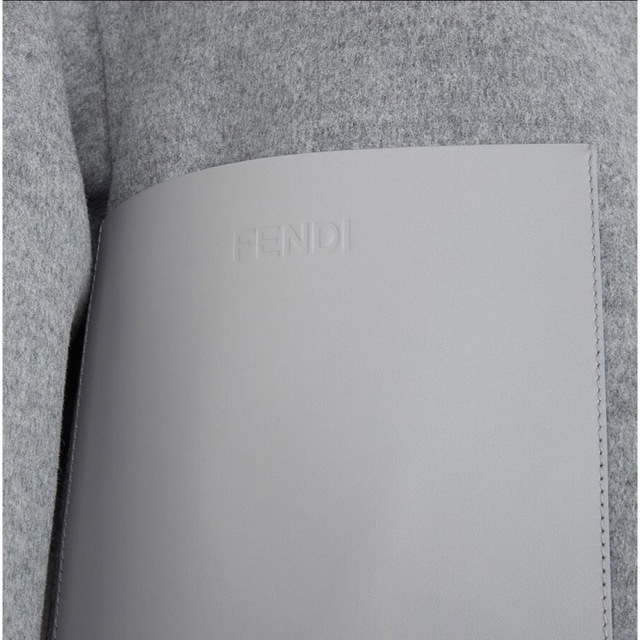 FENDI - FENDI ショートコートの通販 by すずあみ's shop FENDI - FENDI ショートコートの通販 by すずあみ's shop