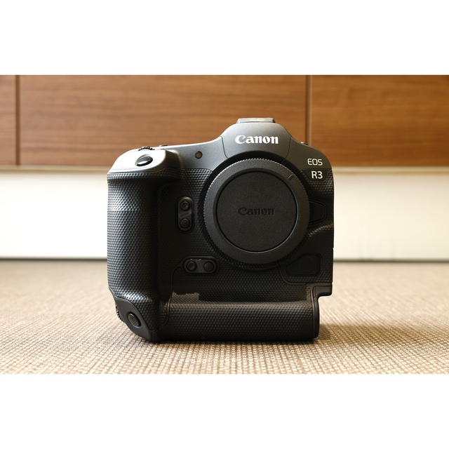 【3％オフ中・特典付】新品 CANON  EOS R3 未使用