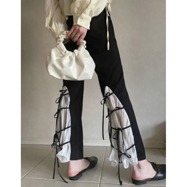 韓国　Ribbon flared pants リボンフレアパンツ　ブラック　黒