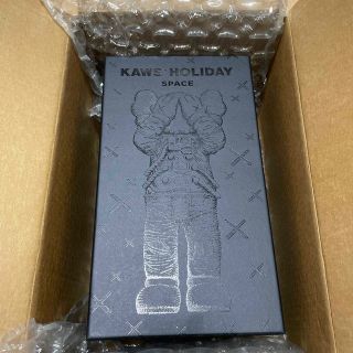 メディコムトイ(MEDICOM TOY)のKAWS Holiday Space Figure Black(その他)