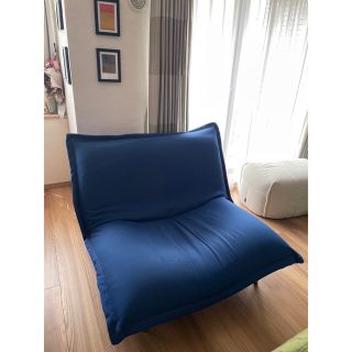 リーンロゼ(ligne roset)の【Momo様専用】Ligne roset カラン　ブルー　中古(一人掛けソファ)