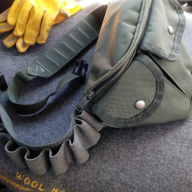 ミリタリー  ハンティング  ウェストポーチ  ブレットホルダー メンズのバッグ(ボディーバッグ)の商品写真