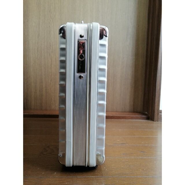 RIMOWA - リモワ トパーズ アタッシュケース 97313の通販 by RIMOWA - リモワ トパーズ アタッシュケース 97313の通販 by