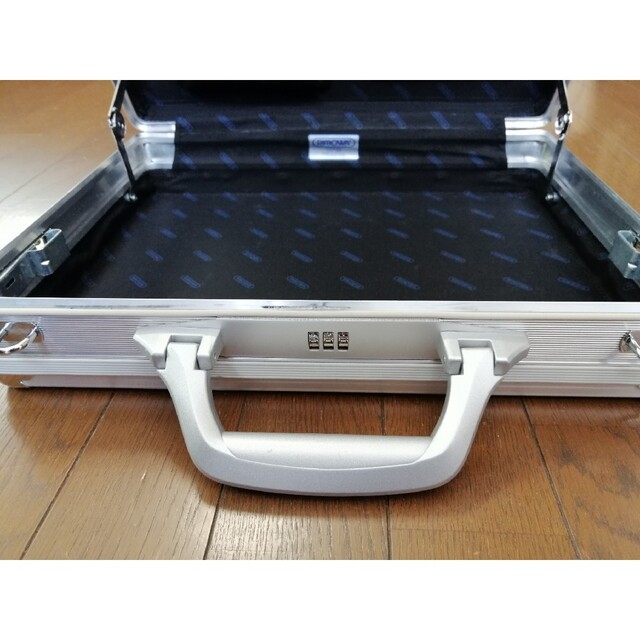 RIMOWA - リモワ トパーズ アタッシュケース 97313の通販 by RIMOWA - リモワ トパーズ アタッシュケース 97313の通販 by