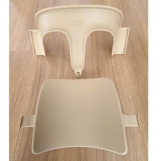 ストッケ(Stokke)の【最終値下げ】ストッケ トリップ トラップ ベビーセット V3(その他)