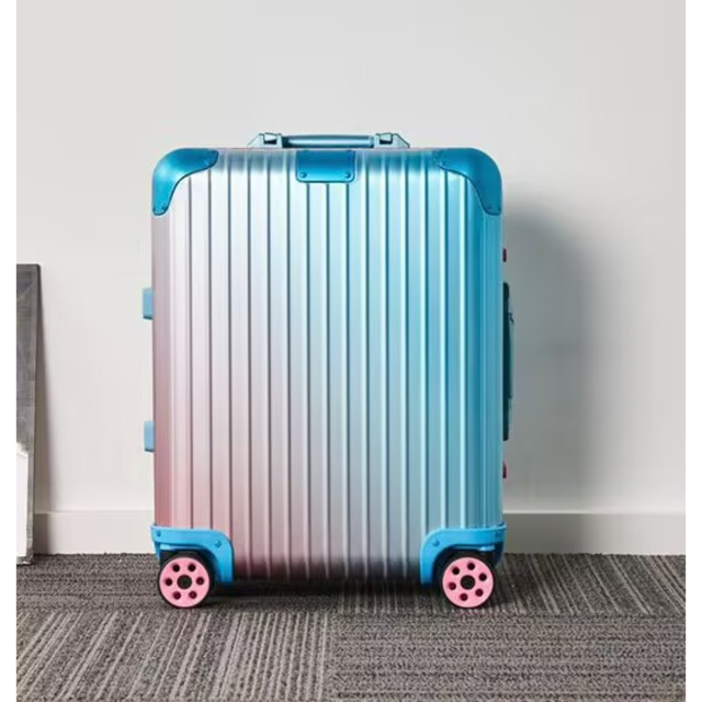 超激安通販】 RIMOWA RIMOWA×Alex Israel コラボスーツケース の通販 by あずき.'s shop｜リモワならラクマ 