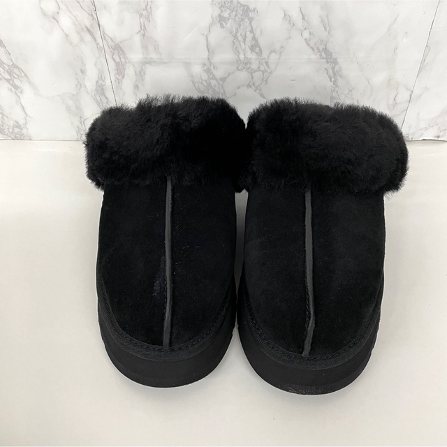 UGG(アグ)のUGG DISQUETTE ディスケット 25cm US8 ブラック スリッパ レディースの靴/シューズ(スリッポン/モカシン)の商品写真