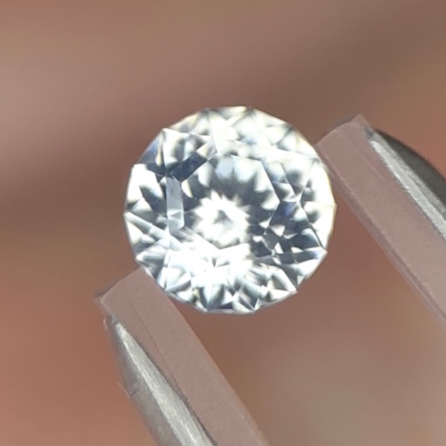 ファイアバチバチカラーレスジルコン 0.65ct #GTJプチプラ大作戦