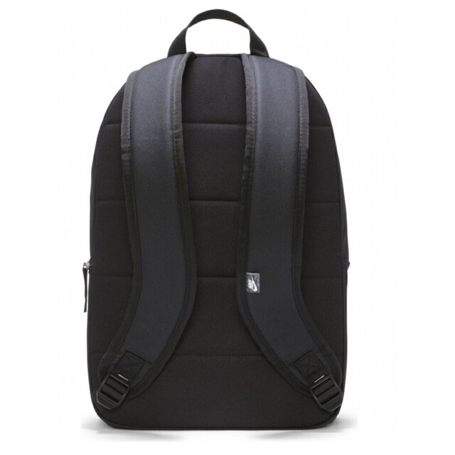 adidas(アディダス)のナイキ⑮　NIKE　バックパック　リュック　25L　メンズ　レディース　キッズ メンズのバッグ(バッグパック/リュック)の商品写真