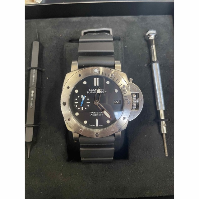 パネライPANERAI サブマーシブル　PAM00682 42m