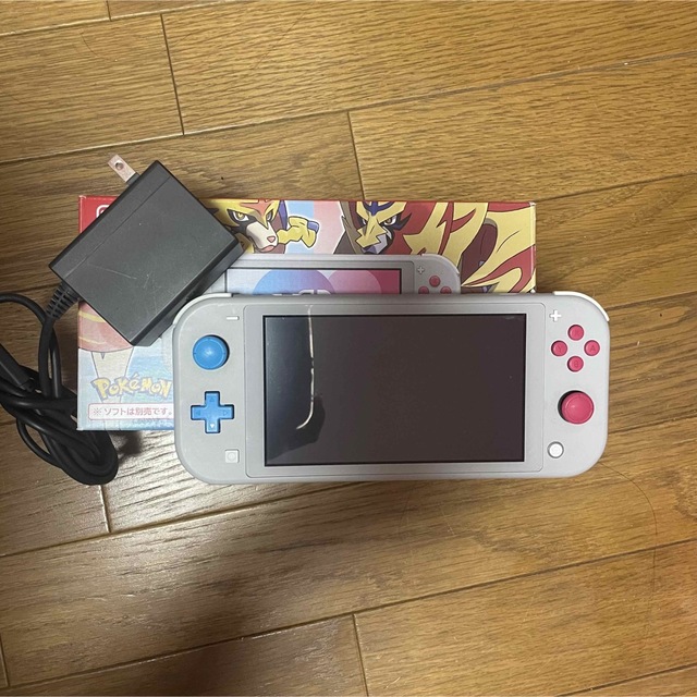 Nintendo Switch LITE 本体　ザシアン・ザマゼンタ