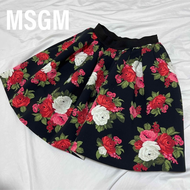 お値下げしました！超美品！MSGM エムエスジーエムプリーツスカート