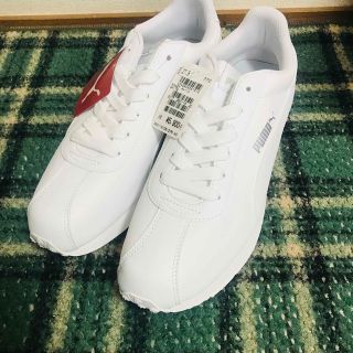 プーマ(PUMA)の新品　PUMメンズ　白　スニーカー　27.5(スニーカー)