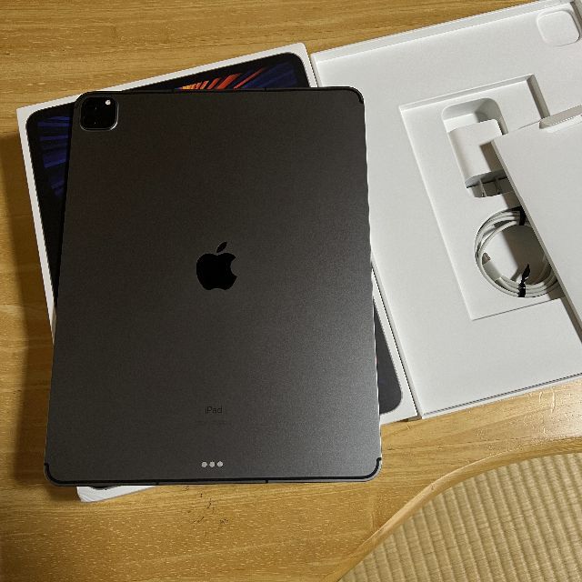 美品】 中古 第5世代 iPad iPad Pro セルラーモデル 256GB 12.9インチ タブレット
