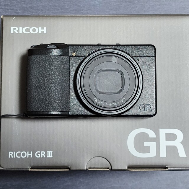 RICOH(リコー)のRICOH GRⅢ スマホ/家電/カメラのカメラ(コンパクトデジタルカメラ)の商品写真