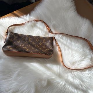 ルイヴィトン(LOUIS VUITTON)のルイ・ヴィトン トロター 斜め掛け ポシェット ショルダーバッグ EMI様専用(ショルダーバッグ)