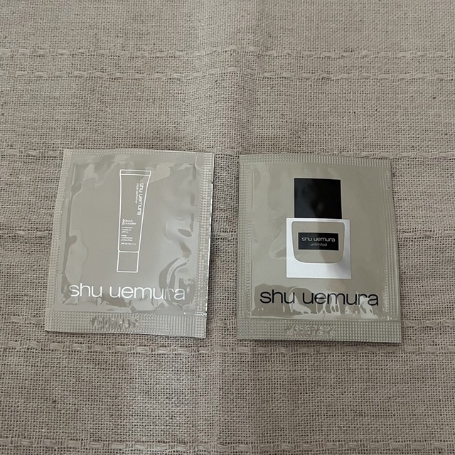 shu uemura(シュウウエムラ)のシュウ ウエムラ ベースメイク サンプル  ファンデーション 下地 コスメ/美容のキット/セット(サンプル/トライアルキット)の商品写真