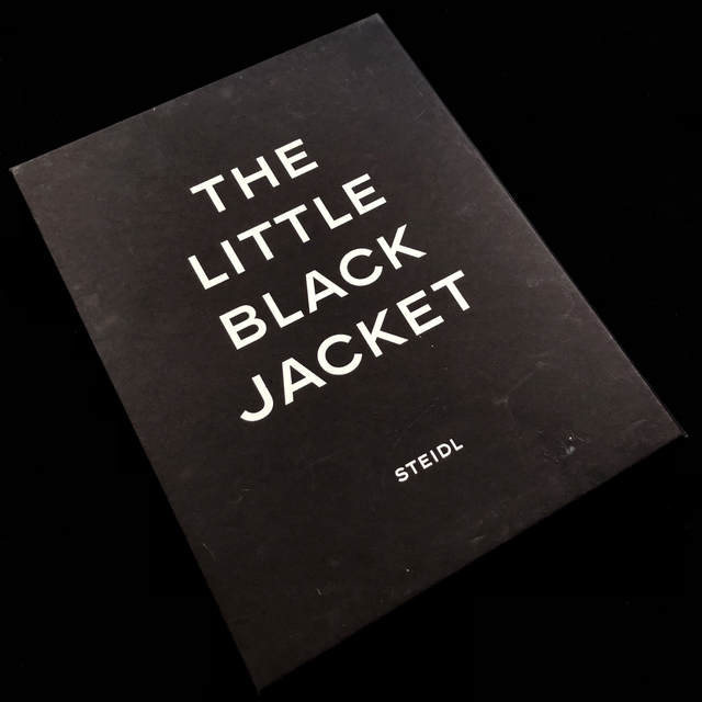 カール・ラガーフェルド 写真集「THE LITTLE BLACK JACKET」