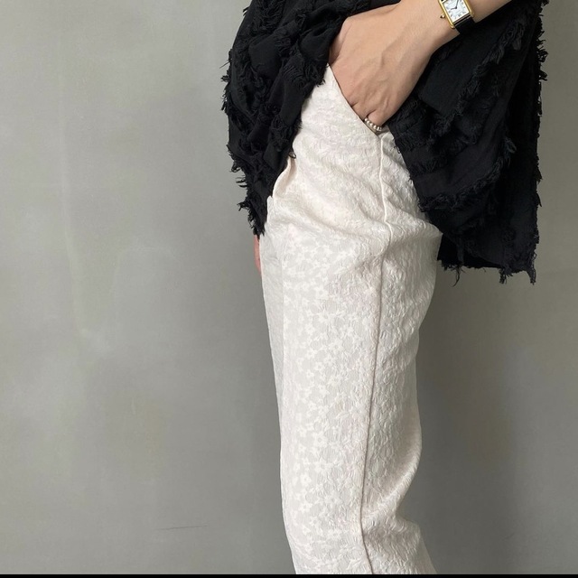 howdy jacquard pants(white) レディースのパンツ(カジュアルパンツ)の商品写真