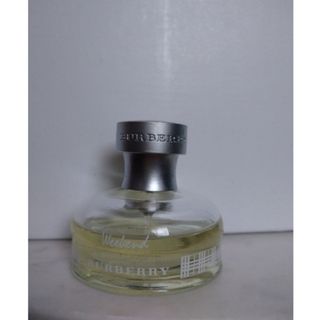 バーバリー(BURBERRY)のBURBERRY weekend フォー ウィメン オードパルファム 30ml(香水(女性用))