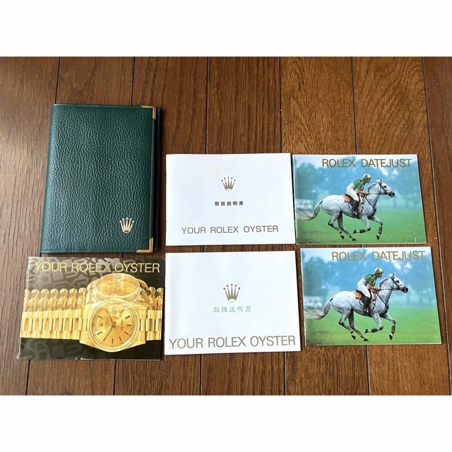 ROLEX(ロレックス)の正規品★ロレックス　冊子　パスケース　カードケース　取説　グリーン メンズの時計(その他)の商品写真